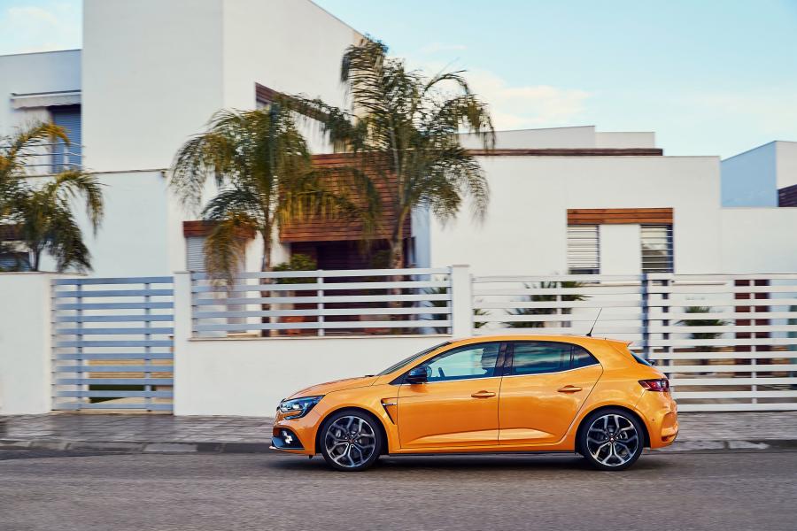  Renault Megane R.S. Sport chassis 2018 года  (WW) (фото 16 из 41)